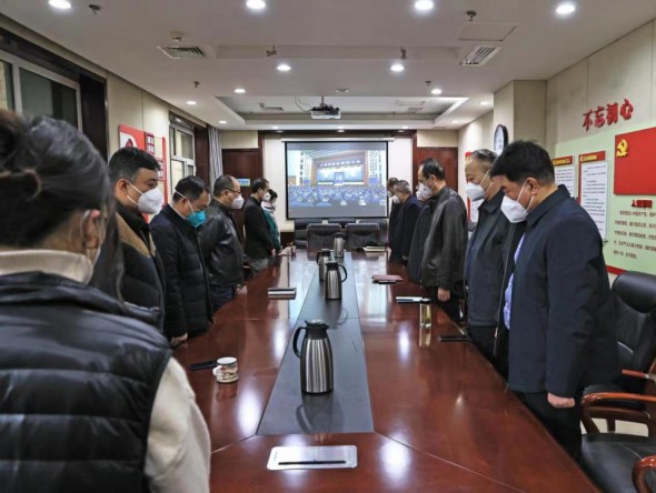 沉痛哀悼，深切緬懷！甘肅演藝集團組織干部職工收聽收看江澤民同志追悼大會