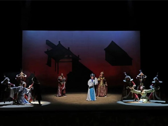 國家藝術基金舞臺藝術創(chuàng)作資助項目大型新編秦腔歷史劇《蔡文姬》首演